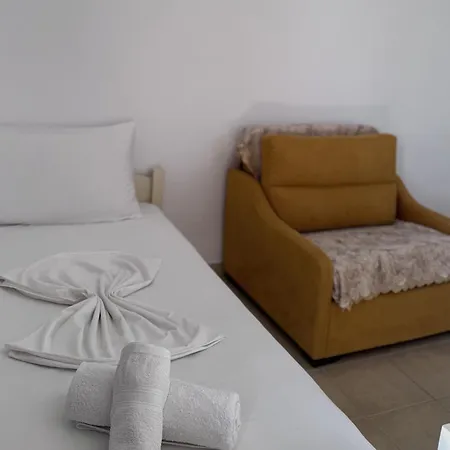 Willa Handmade Stone Ksamil