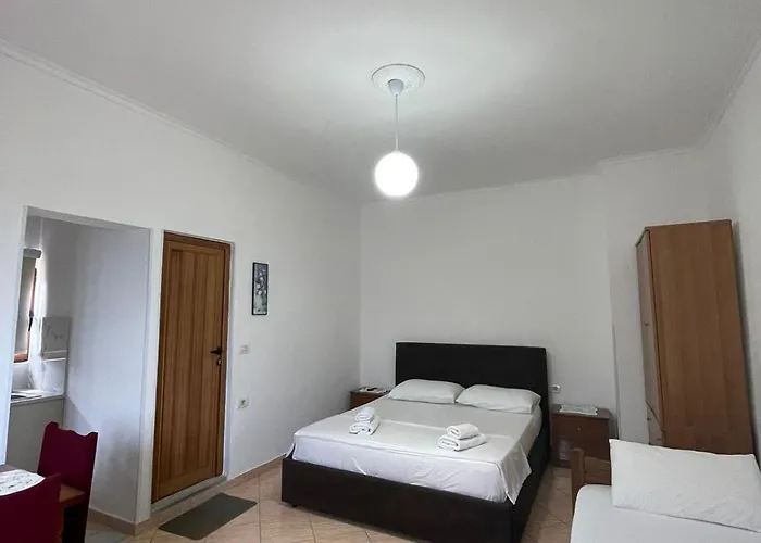 Handmade Stone Willa *